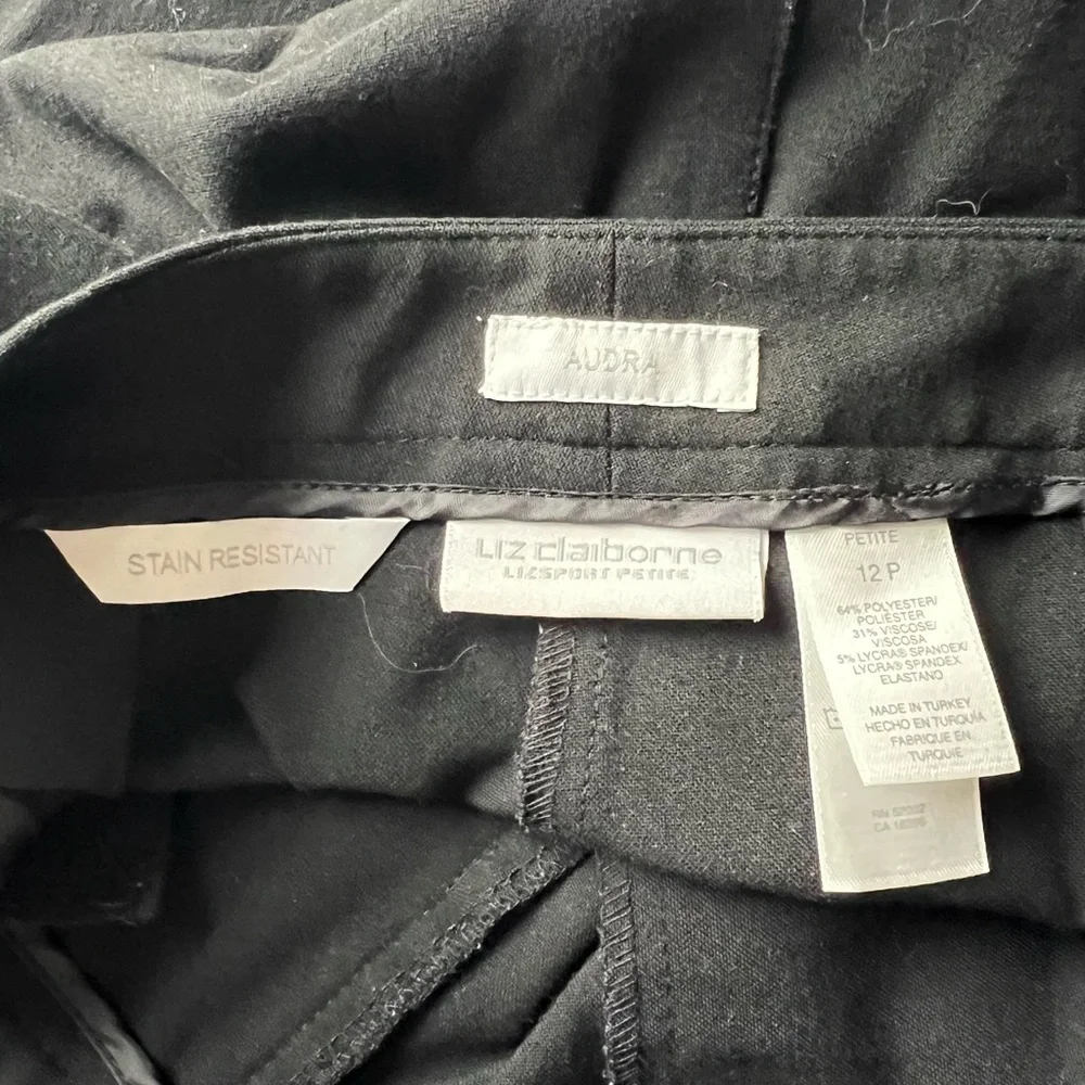 Liz Clalborne pants size 12 P - Picture 5 of 6